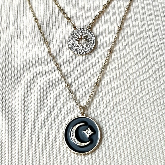 🍂3-Piece Necklace Set. Crescent Moon, Star, Evil Eye, Starburst. Black/Gold - Picture 3 of 8